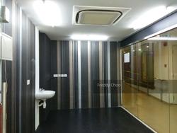Le Regal (D14), Retail #122084872